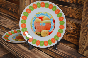 Печать на тарелках Печать на тарелках