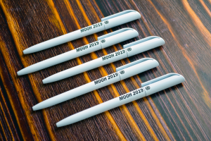 Printing on pens Printing on pens