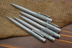 Printing on pens Printing on pens